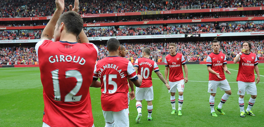 意甲保级大战：帕尔马客场击败比萨，恩佐拉红牌离场（意甲保级关键战：帕尔马客场力克比萨，恩佐拉染红被逐）