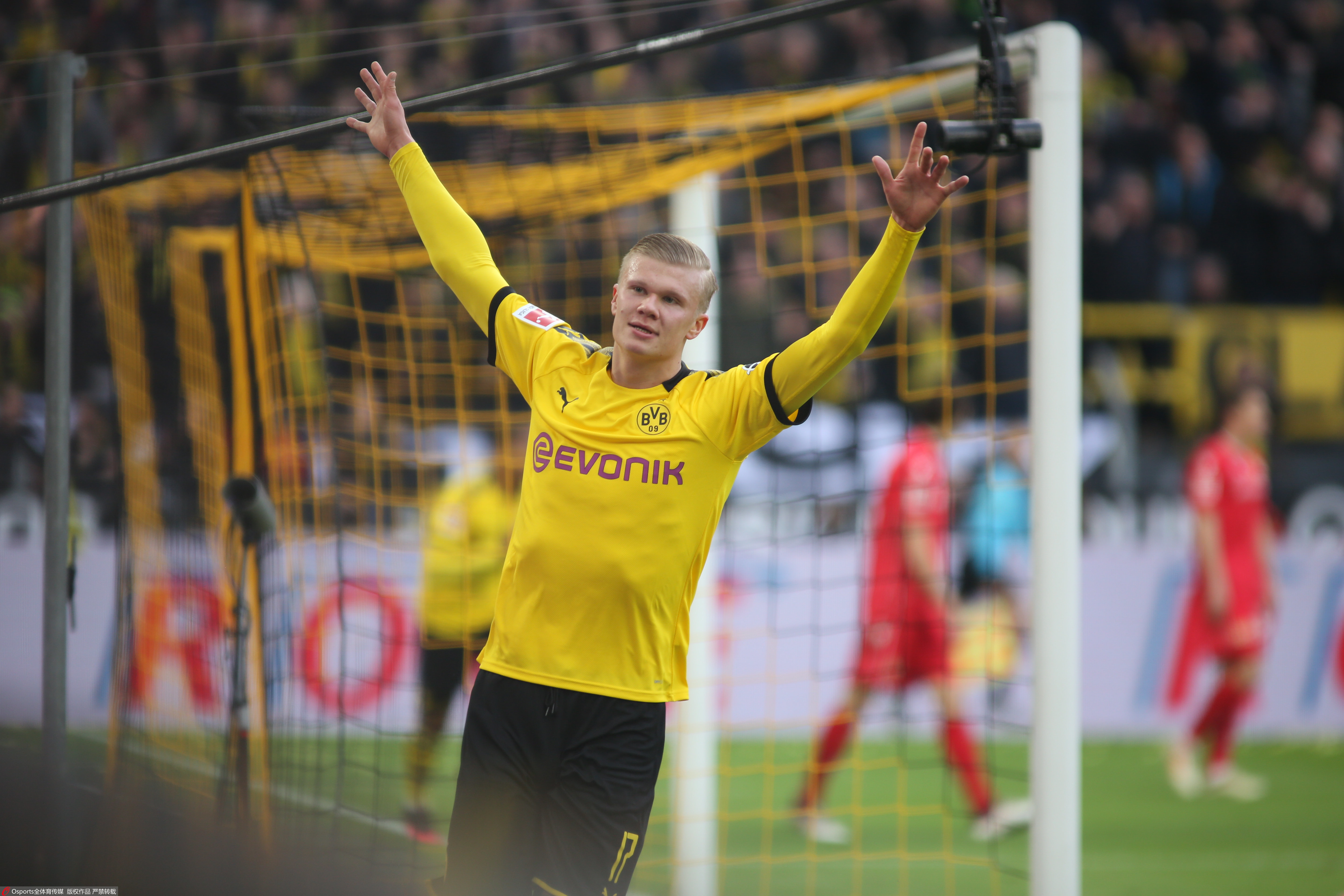 埃芬博格：基米希和施洛特贝克为德国队带来安全感、稳定性（埃芬博格：基米希与施洛特贝克让德国队更稳更安心）