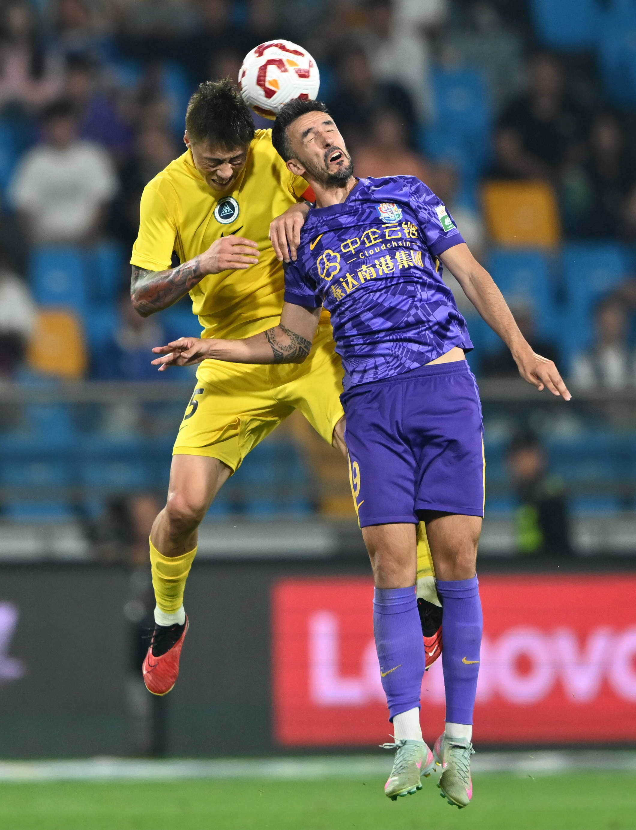 卫报：曼联新球场计划受阻，在买地谈判方面陷入僵局（卫报：购地谈判停滞，曼联新球场项目受挫）