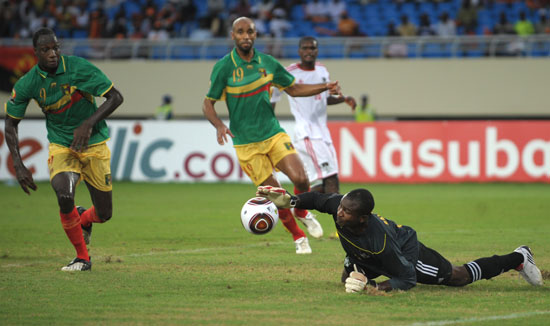 北青：U16国足会在28日进行轮换，通过录像提前分析孟加拉队（北青：U16国足将于28日进行人员轮换，并通过录像提前研判孟加拉队）