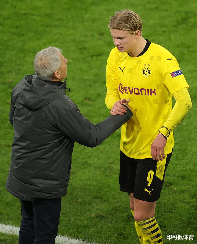 足球英超球队高薪续约门将，球迷满意（英超队豪薪续签主力门将，球迷齐声点赞）