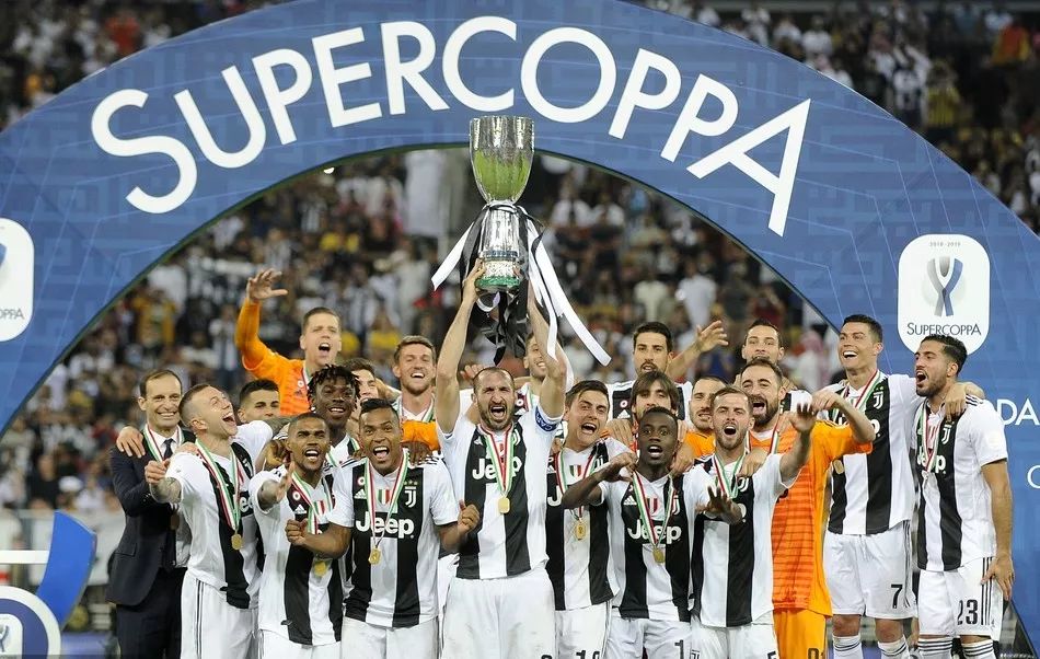 意天空：斯皮可能复出踢罗马，吉尔摩回英格兰接受耻骨痛会诊（意天空：斯皮有望伤愈出战罗马，吉尔摩返英会诊耻骨伤）